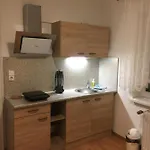 Hotellerie Schubert 3* גארבסן