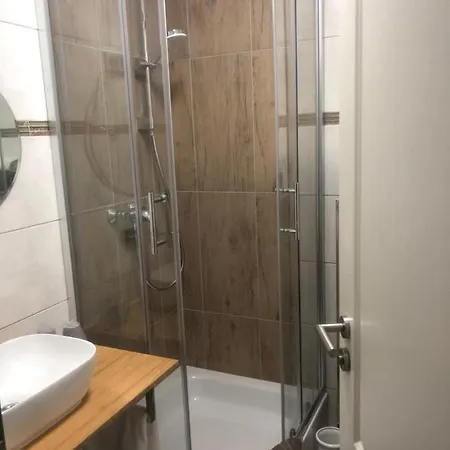 ホテル ホテリエ ガストハウス シューバート