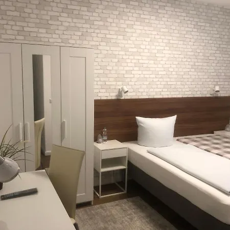 ホテリエ ガストハウス シューバート