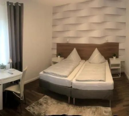 ホテル ホテリエ ガストハウス シューバート