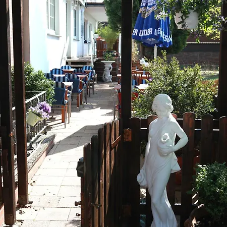 酒店 舒伯特盖斯豪斯酒店 3*