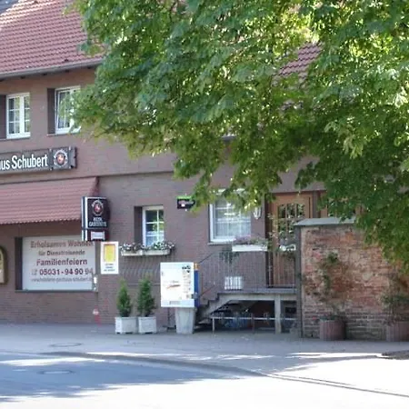 Hotellerie Gaestehaus Schubert 호텔